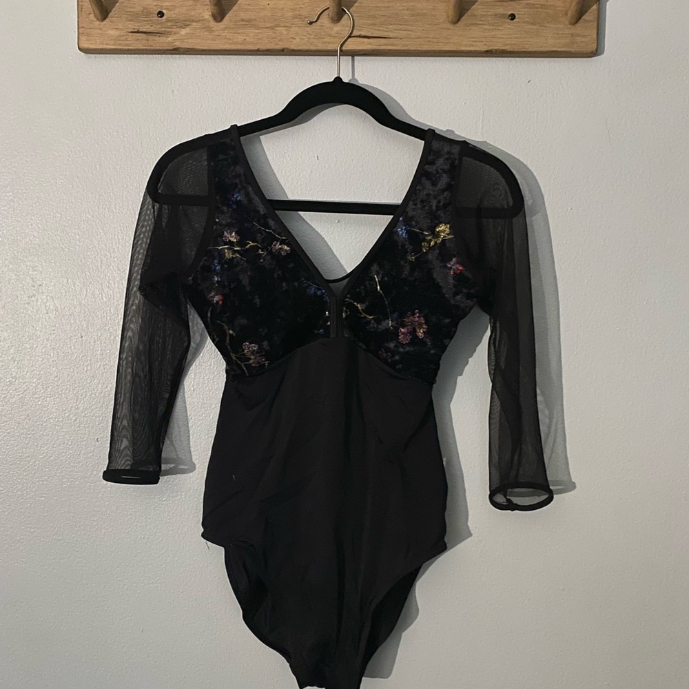 Gorgeous Class In leotard with floral velvet